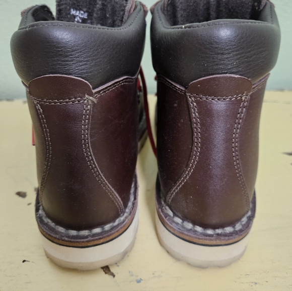 Diemme Roccia Vet Brown Leather Hiking Boots with Red Laces - Picture 6 of 10